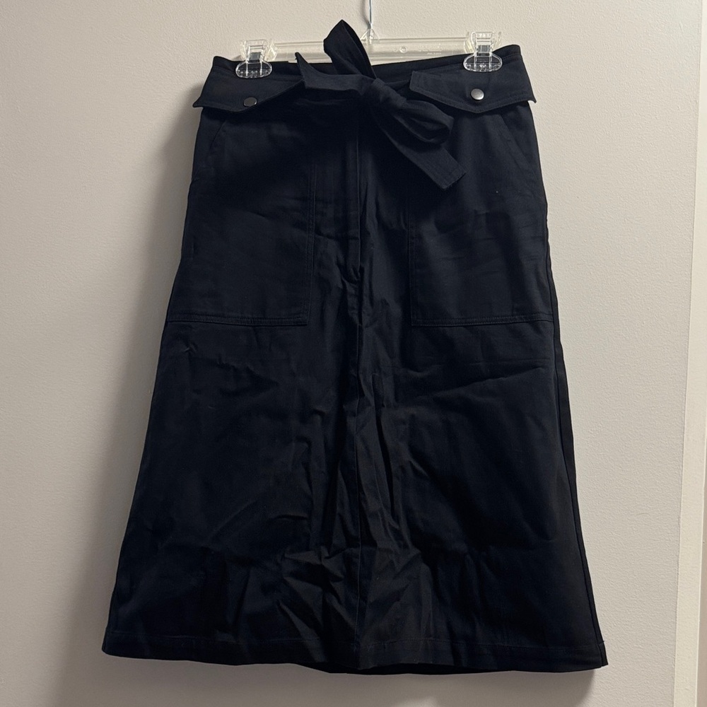 Banana Republic Black A-Line Cargo Skirt with Bow